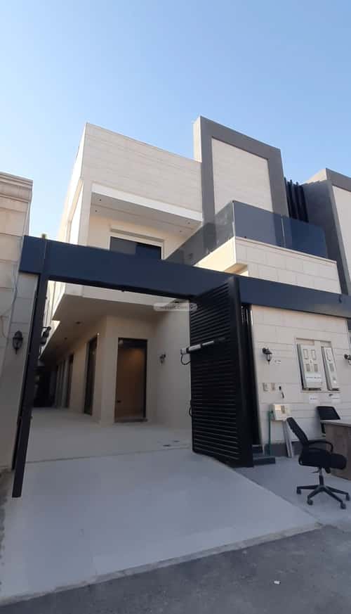 5 bedroom floor in Al Munsiyah