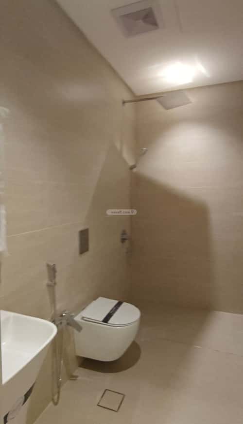 Apartment with 3 Bedrooms Qurtubah, East Riyadh, Riyadh