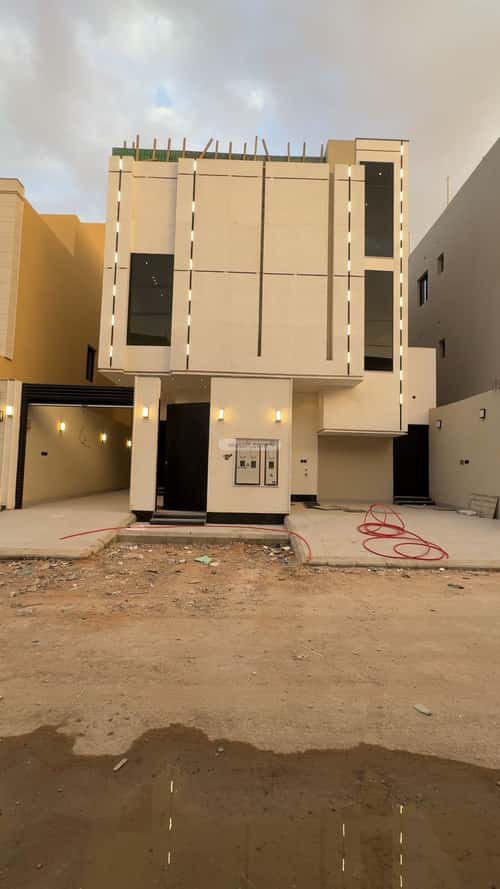 Floor 177.81 SQM with 4 Bedrooms Ar-Rimal, East Riyadh, Riyadh