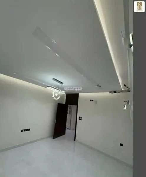 Apartment with 3 Bedrooms Al-Faisaliyah, Sibya'