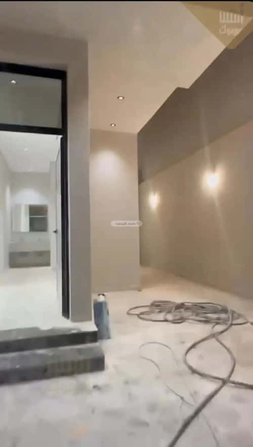 فيلا 625 متر مربع شرقية على شارع 15م اليرموك، شرق الرياض، الرياض