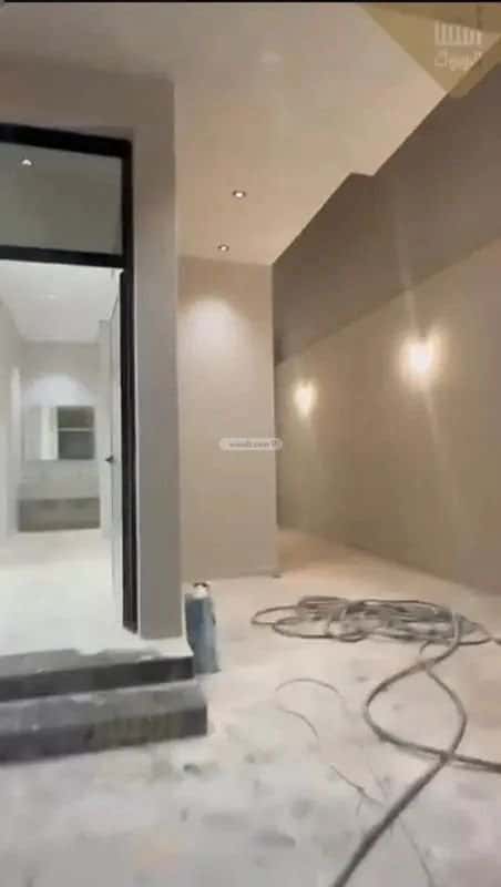 4 bedroom villa in Al Yarmouk