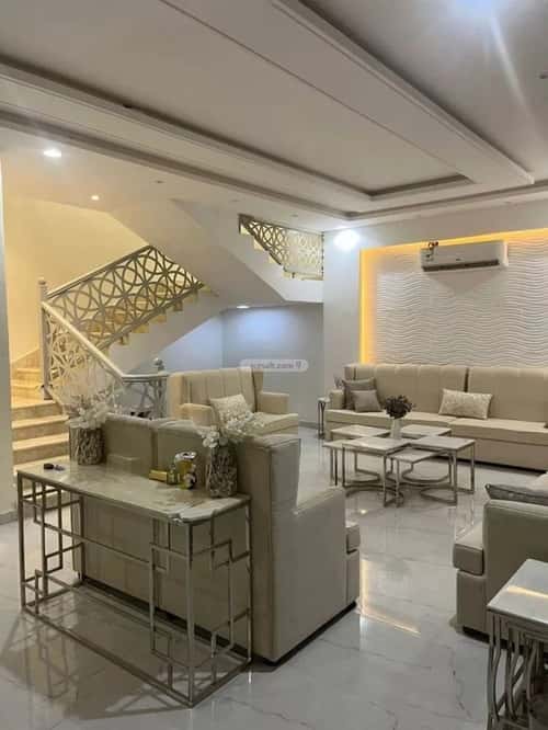 4 bedroom villa in Dhahrat Laban