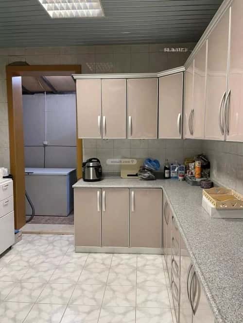 أرض 372 متر مربع جنوبية على شارع 20م النفل، شمال الرياض، الرياض