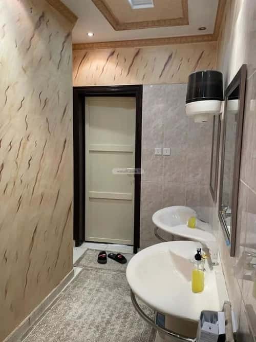 أرض 372 متر مربع جنوبية على شارع 20م النفل، شمال الرياض، الرياض