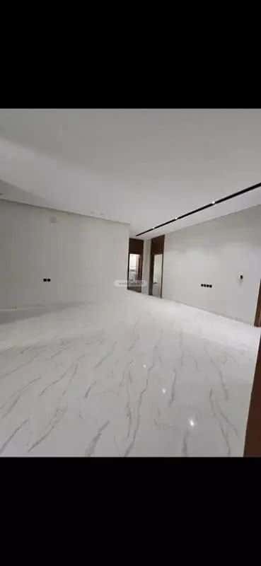 4 bedroom floor in Okaz