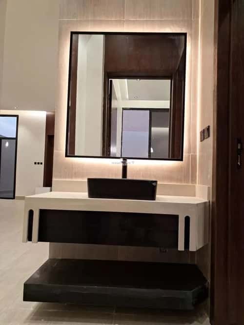 4 bedroom floor in Tuwaiq