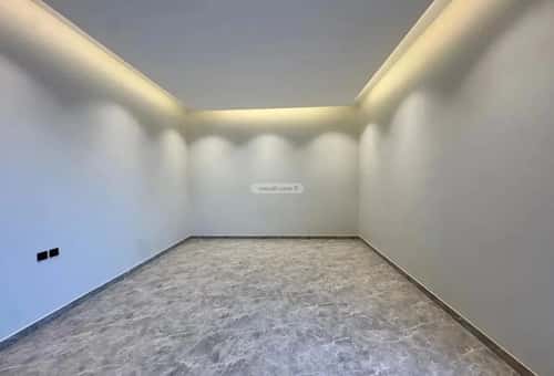 فيلا 250 متر مربع شرقية على شارع 20م الملك فيصل، شرق الرياض، الرياض