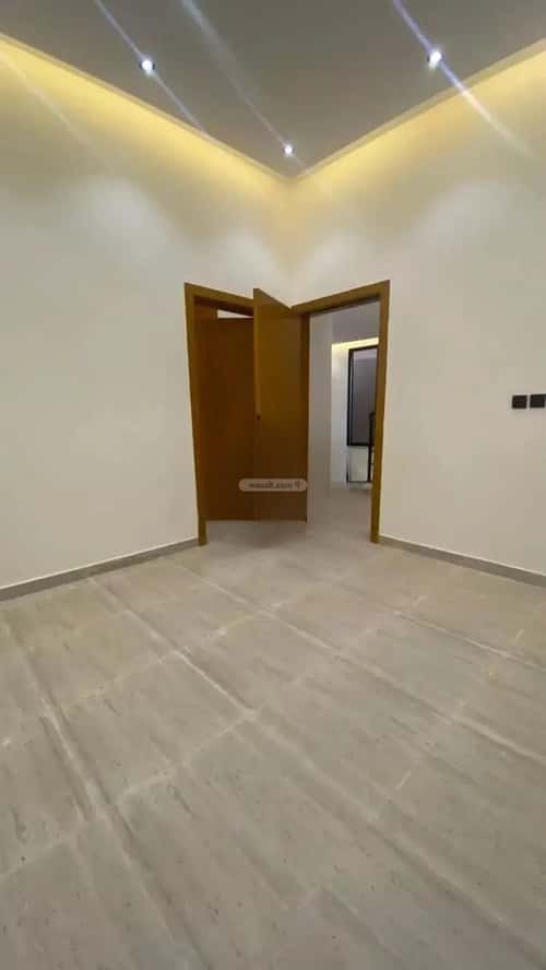 فيلا 252.12 متر مربع غربية على شارع 20م عكاظ، جنوب الرياض، الرياض