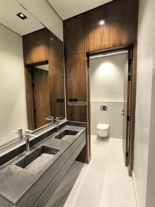 Floor with 4 Bedrooms Al-Muanisiyah, East Riyadh, Riyadh