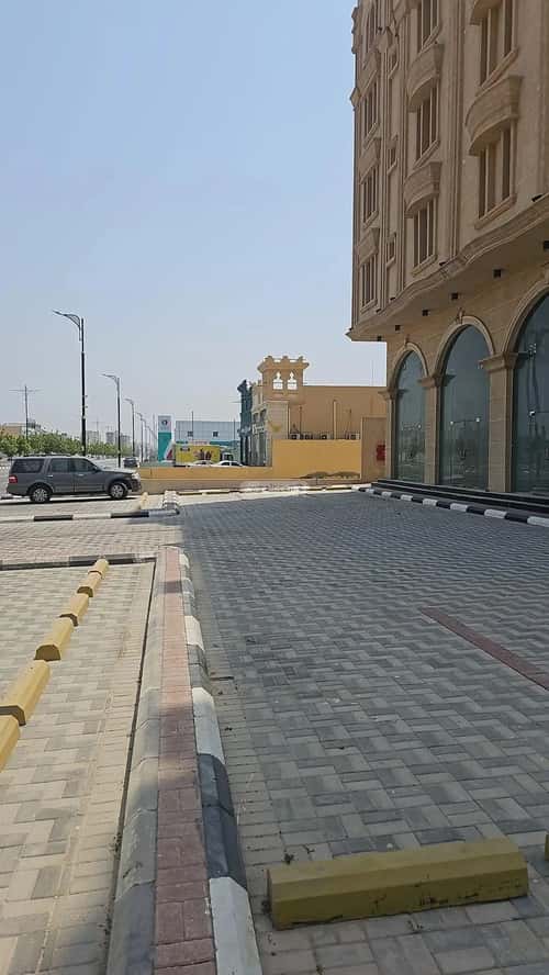 Showroom for Rent Al Shateea Al Gharby, Aldammam
