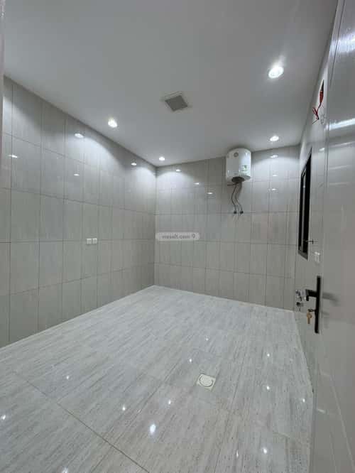 عمارة 1234.5 متر مربع واجهة شمالية الرمال، شرق الرياض، الرياض