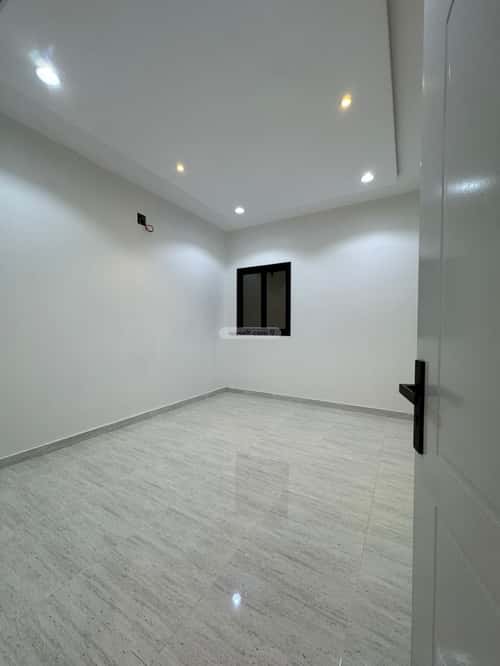 Building 1234.5 SQM Facing North Ar-Rimal, East Riyadh, Riyadh