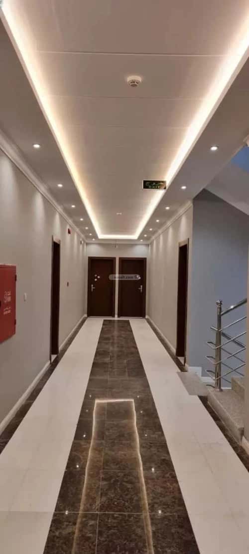 Building 900 SQM Facing South Ar-Rawdah, East Riyadh, Riyadh