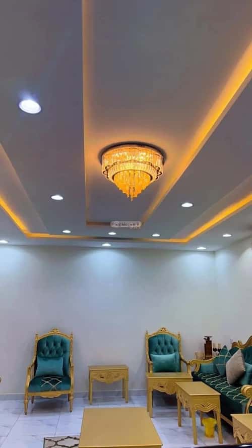 فيلا 450 متر مربع شمالية على شارع 20م الندوة، شرق الرياض، الرياض