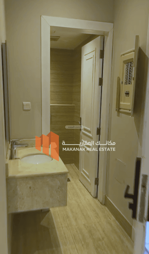 Apartment with 3 Bedrooms Al Hammraa, Khobar