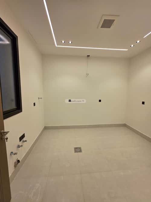 Apartment with 5 Bedrooms Bader, South Riyadh, Riyadh