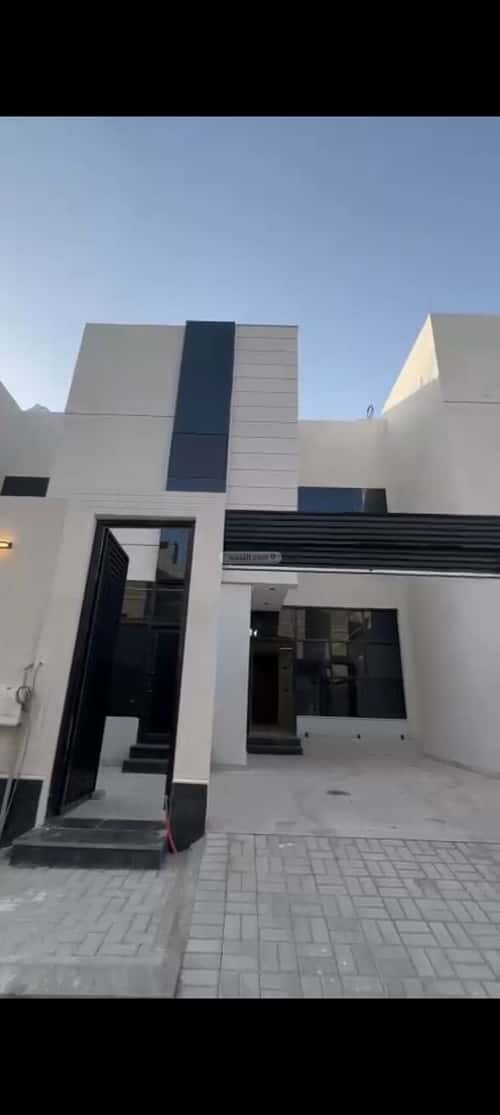 Villa 261.38 SQM Facing South on 10m Width Street Al Ghurāʾ, Madinah