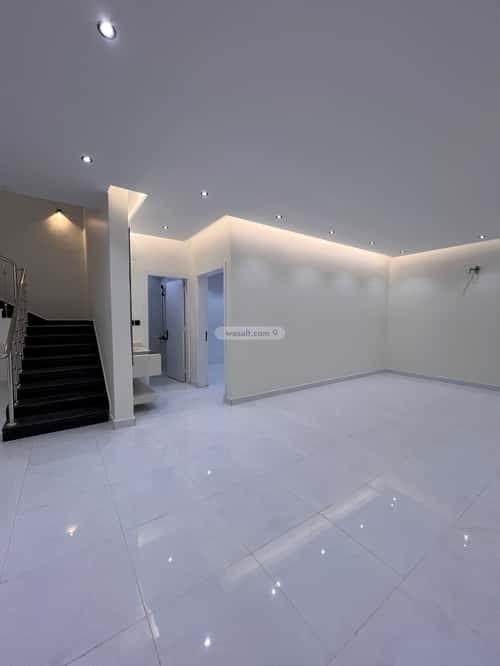 Villa 303.73 SQM Facing East on 15m Width Street Hay Al-Sulimaniyah, Alttayif