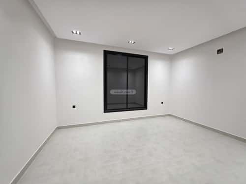 4 bedroom floor in Al Rimal