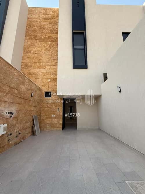 Floor 219.08 SQM with 5 Bedrooms Al-Khaleej, East Riyadh, Riyadh