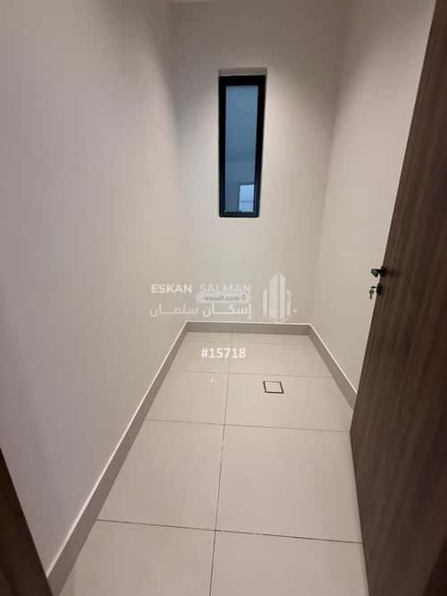 Floor 219 SQM with 5 bedrooms الخليج، شرق الرياض، الرياض