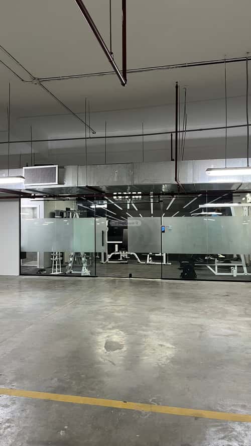 مكتب 9000 م² في السويدي