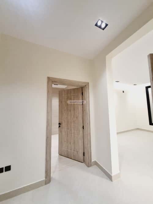 Floor 292.04 SQM with 5 Bedrooms Ar-Rimal, East Riyadh, Riyadh