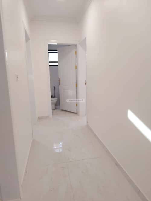 Floor 141.2 SQM with 4 Bedrooms Al-Muanisiyah, East Riyadh, Riyadh