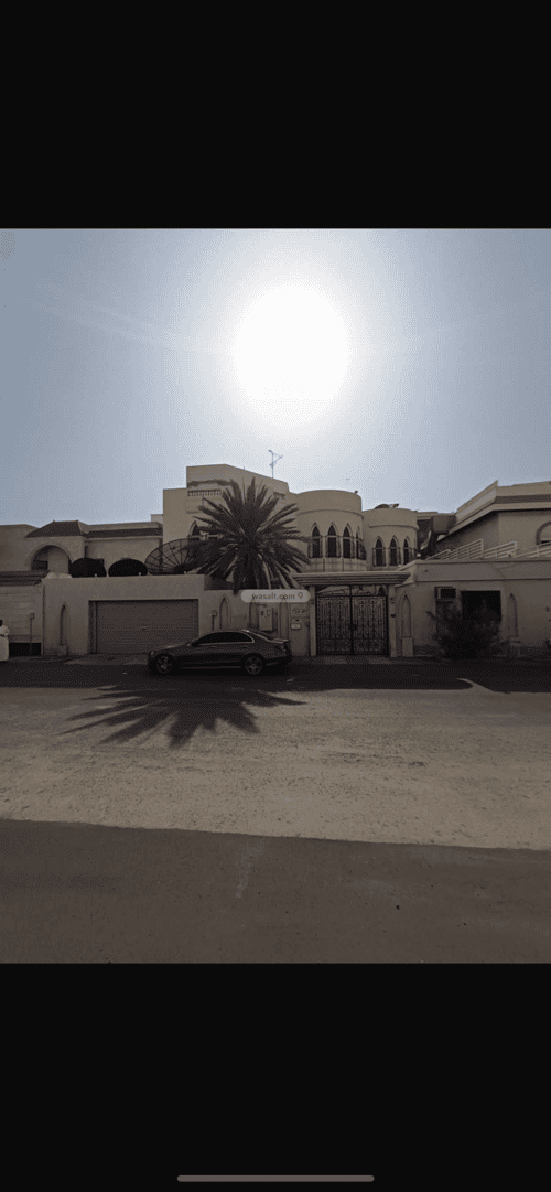 Villa 720 SQM Facing East on 20m Width Street Al Khaledeyyah, North Jeddah, Jeddah