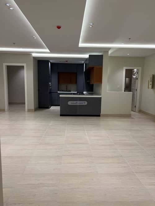 Apartment with 4 bedrooms الحمراء، الخبر