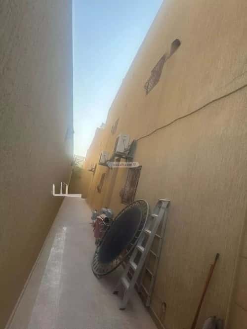 Villa 375 SQM Facing East on 15m Width Street Dahrat Al-Badeah, West Riyadh, Riyadh