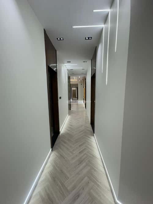 Apartment with 4 Bedrooms Al-Yarmouk, Khamis Mushait