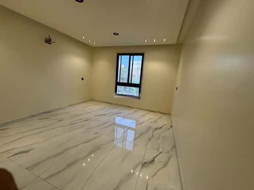 Apartment with 6 Bedrooms Al Jalawyah, Aldammam