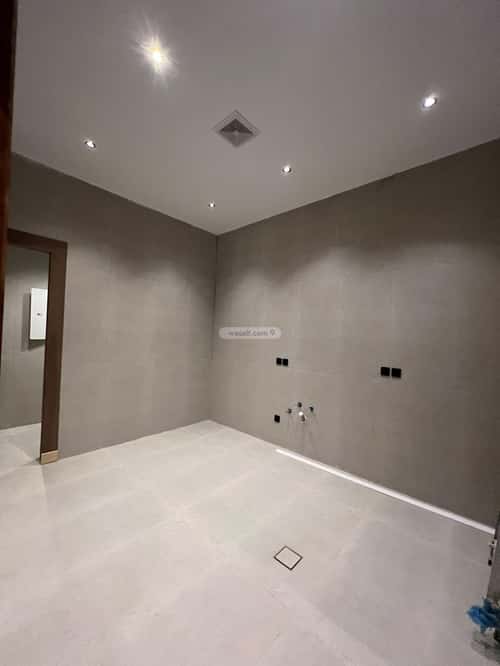 Floor 204.44 SQM with 5 Bedrooms Al-Qadisiyah, East Riyadh, Riyadh