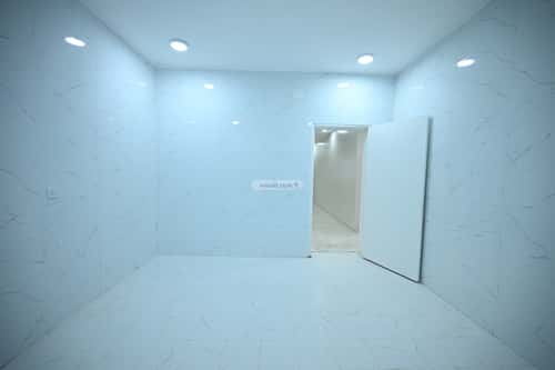 4 bedroom floor in Al Janadriyah