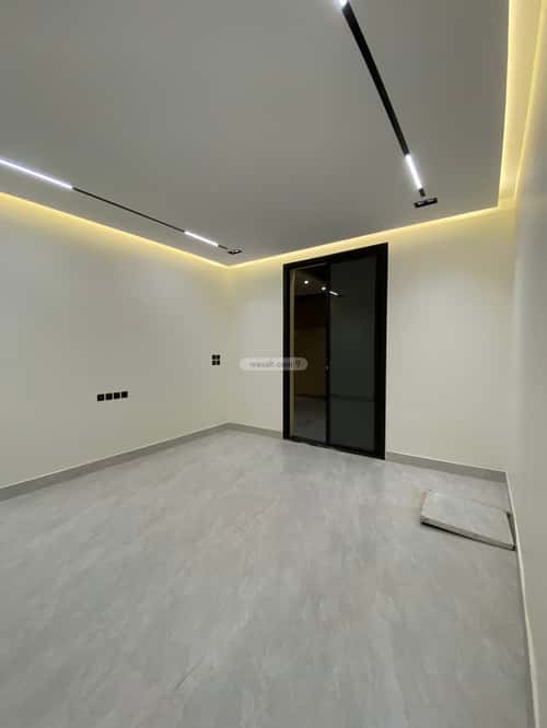 فيلا 324 متر مربع شرقية على شارع 15م النهضة، شرق الرياض، الرياض