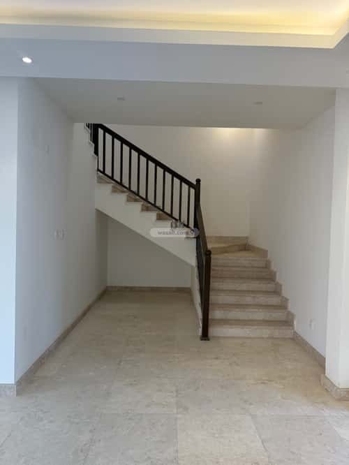 فيلا 285.22 متر مربع شمالية على شارع 16م الصواري، شمال جدة، جدة