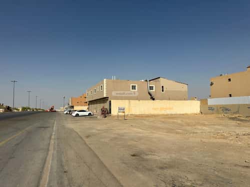 Land 900 SQM Facing North Dahrat Laban, West Riyadh, Riyadh