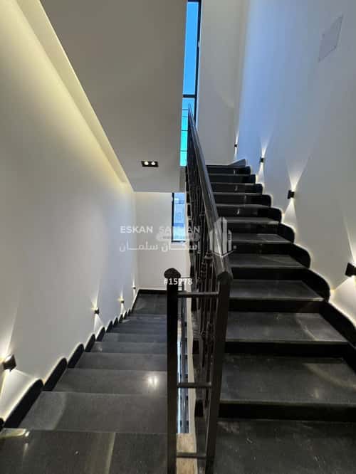 Floor 138.68 SQM with 5 Bedrooms Al-Muanisiyah, East Riyadh, Riyadh