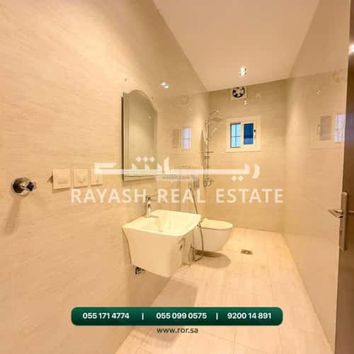 Building 582 SQM Facing East with 3 Floors Al Zomorod, North Jeddah, Jeddah