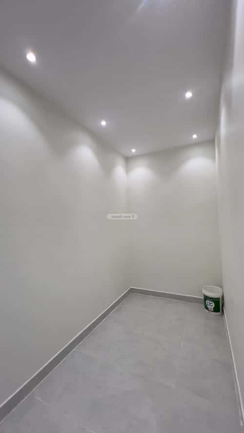 3 bedroom floor in Badr