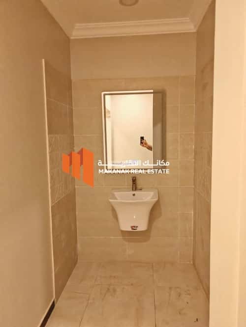 Apartment with 3 Bedrooms Al Hammraa, Khobar