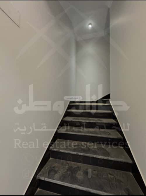 فيلا 318.03 متر مربع شرقية على شارع 15م السويس 1، جازان