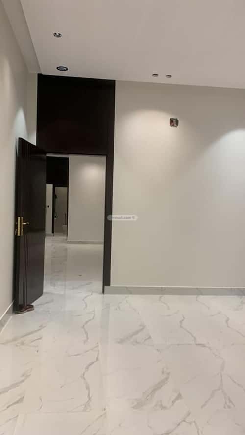Floor 196.12 SQM with 4 Bedrooms Al-Janadriyah, East Riyadh, Riyadh