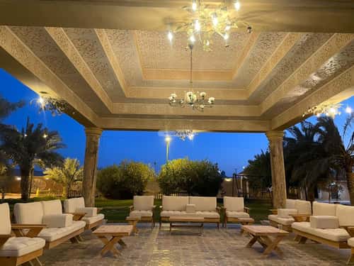 استراحة 11252 متر مربع ب 10 غرف قريه ديراب، قريه ديراب