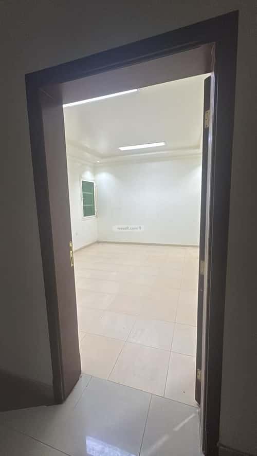 Apartment with 3 Bedrooms Dahrat Laban, West Riyadh, Riyadh