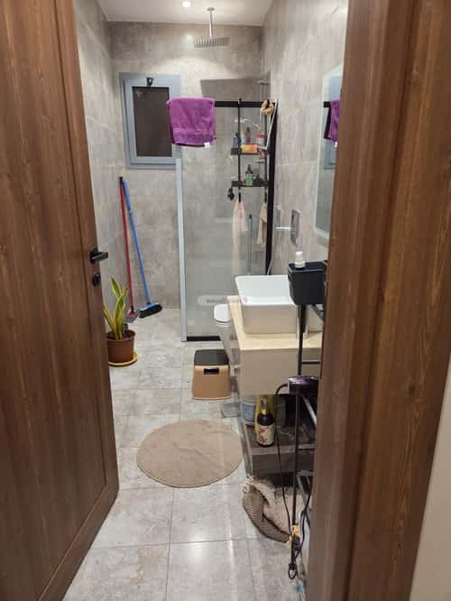 شقة 5 غرف في النهضة