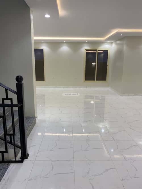 فيلا 400 متر مربع شرقية على شارع 15م السويس 1، جازان