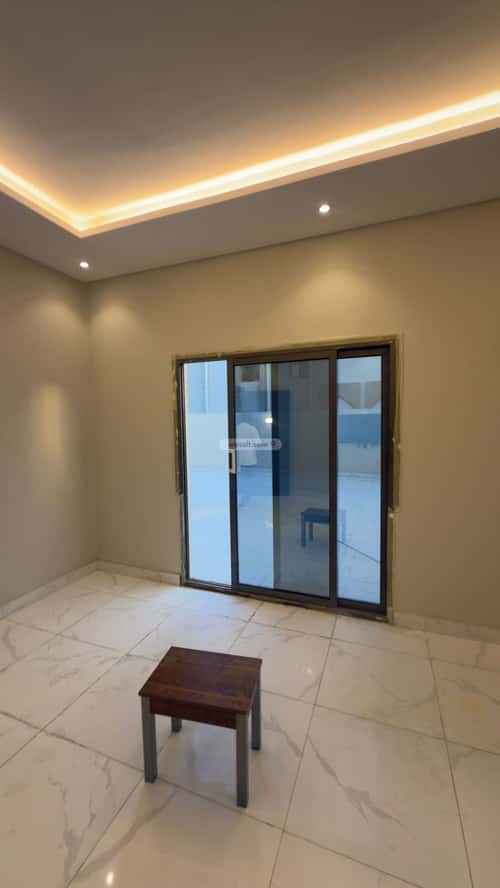 Building 144 SQM Facing South Shubra, Alttayif